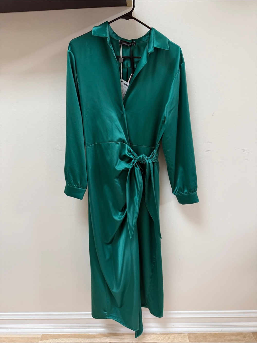 Vanessa Scott Emerald Green Long-Sleeve Satin Wrap Dress with Tie Waist